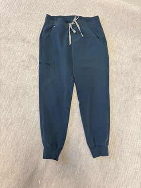 Figs Woman’s Drawstring Jogger Pants